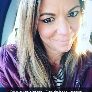 Meet your Posher, Laura